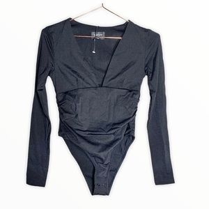 BARDOT V-Neck Long Sleeve Bodysuit Sz. S/M